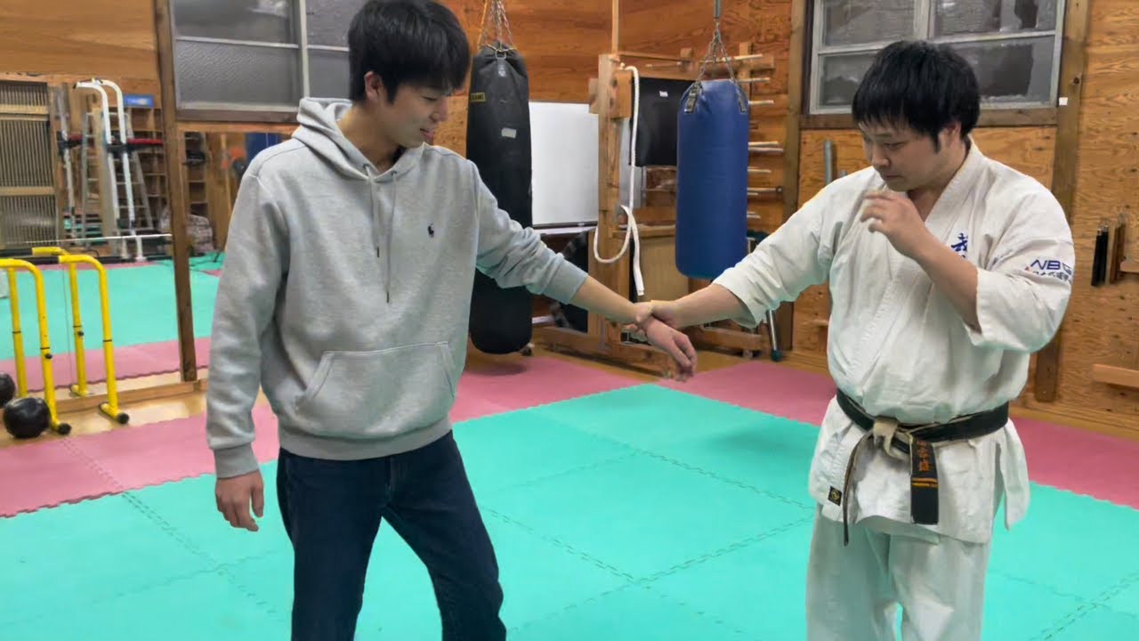 動画を見て合気は嘘だという人が来たので合気をかけてみた！！