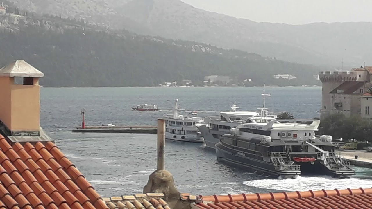 CATAMARAN KRILO ECLIPSE