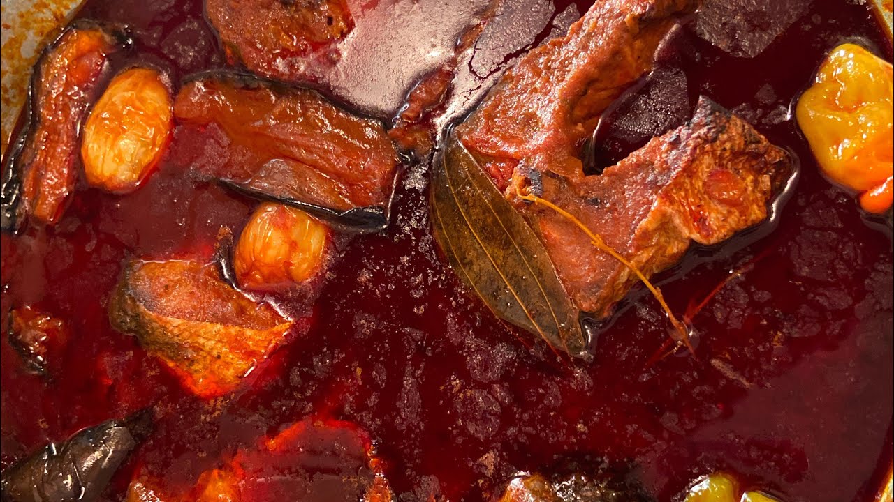 Sierra Leone red palm oil boil soup with fish
