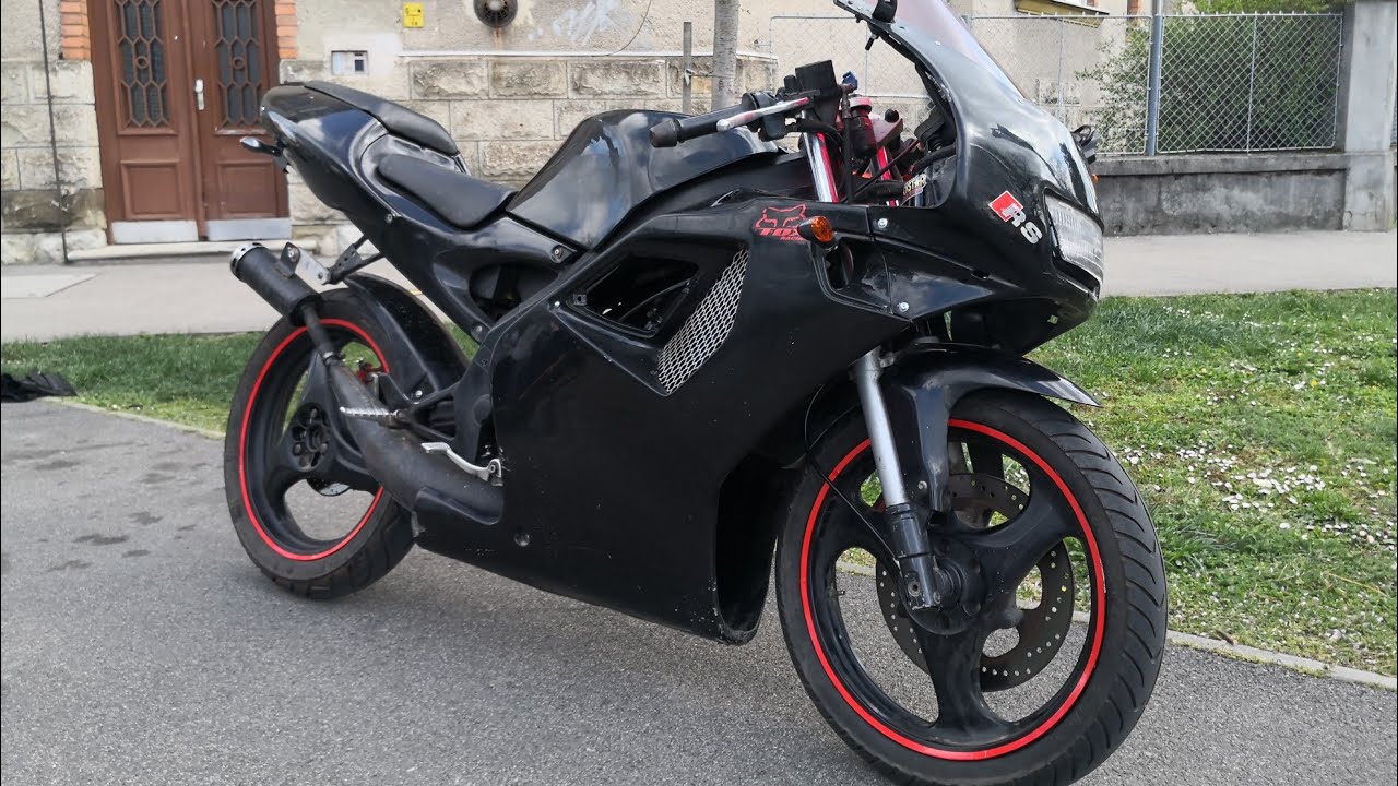 Aprilia RS 50 AM5 - A felszín alatt