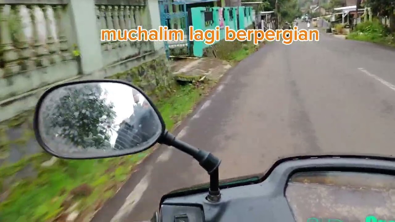 PERJALANAN MENUJU KE JEMBATAN BIRU