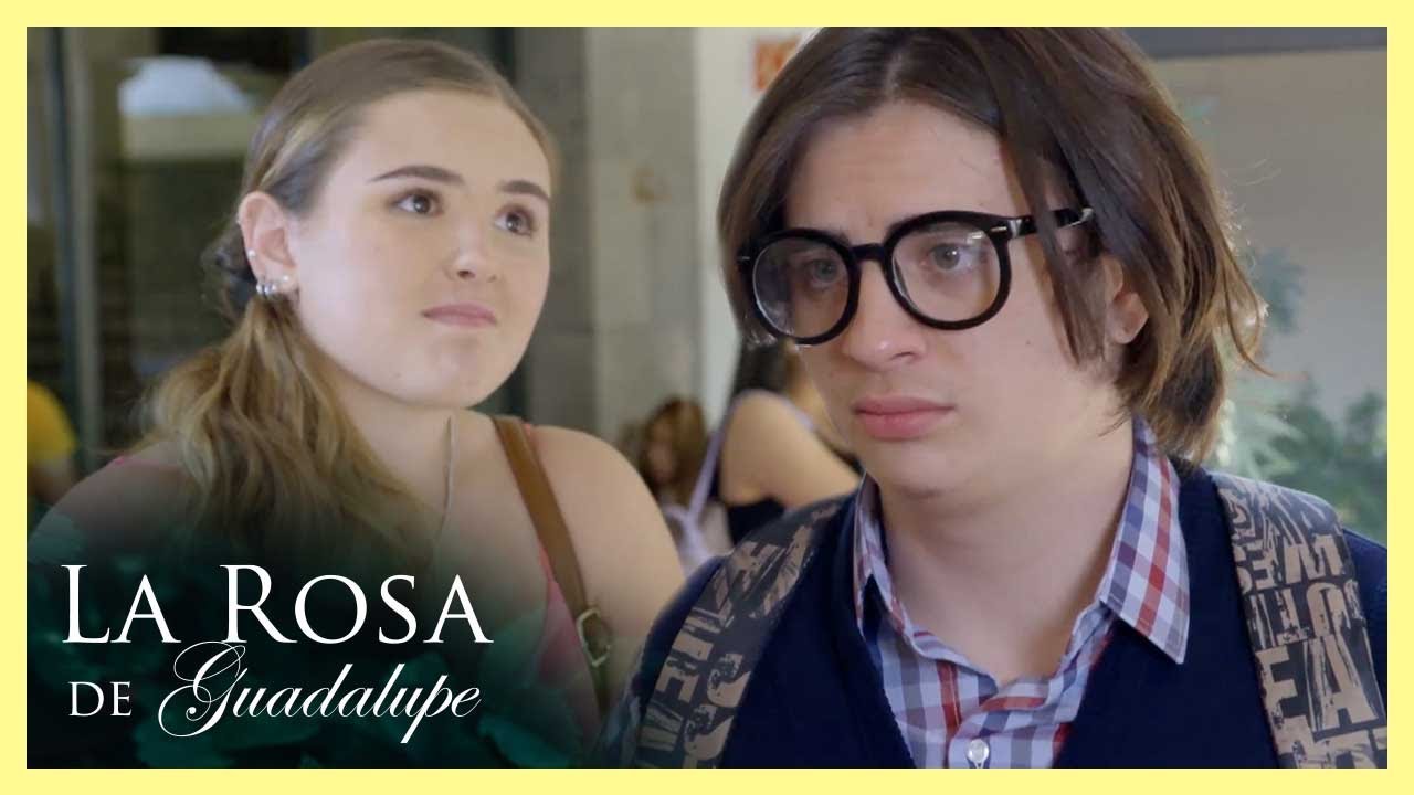La Rosa de Guadalupe 1/4: Es rechazado por la chica popular de la escuela | Eres mi estrella