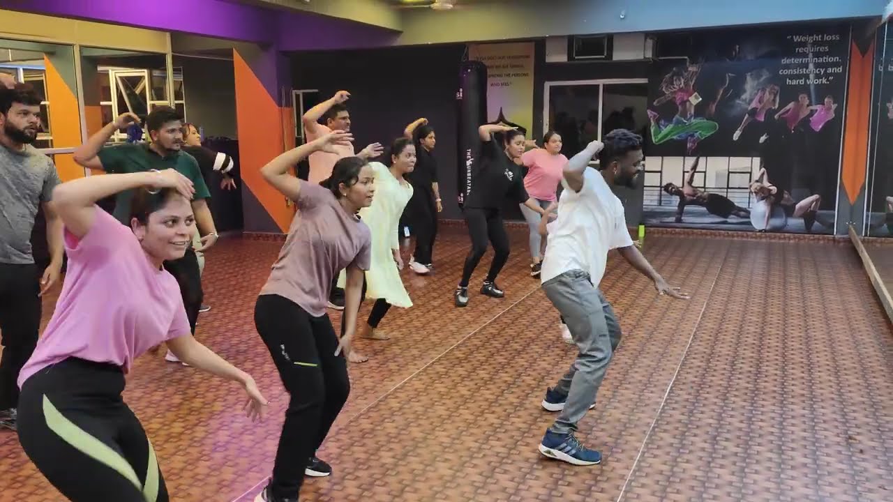 BOLLYWOD FITNESS DANCE | Burn Fat with Fun 💃🔥
