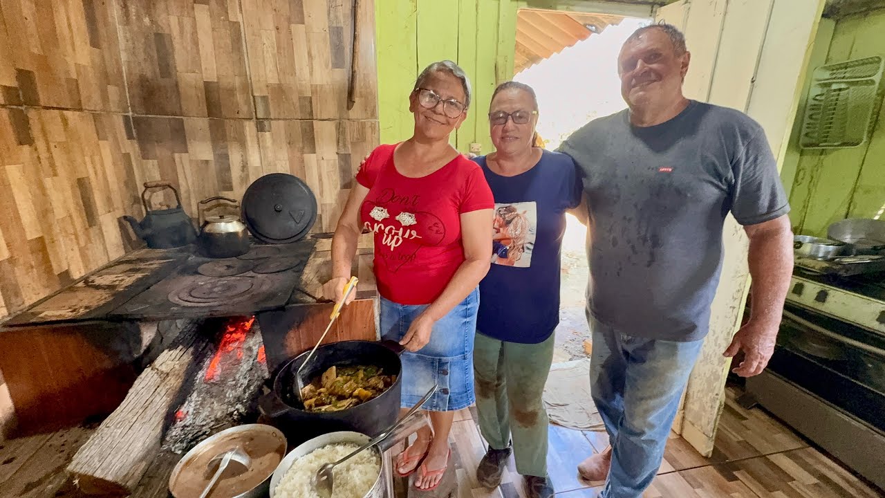 UM DELICIOSO ALMOÇO NO ALTO DA SERRA…
