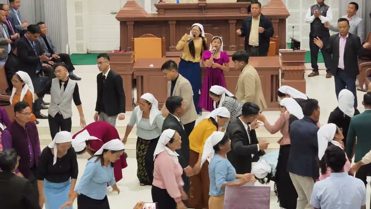 Pc. Lalthansangi & Estheri - Kan ngai a che