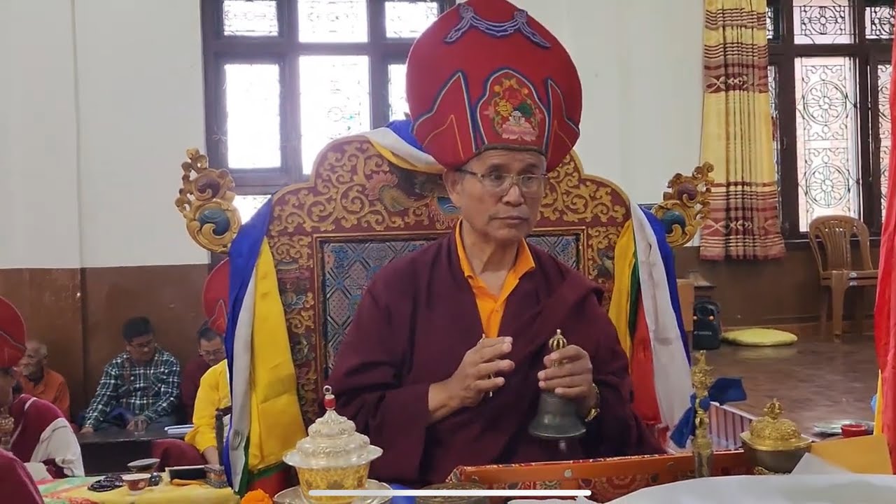 Rinpoche Nawang Tenzin dwara Phurthok karekram