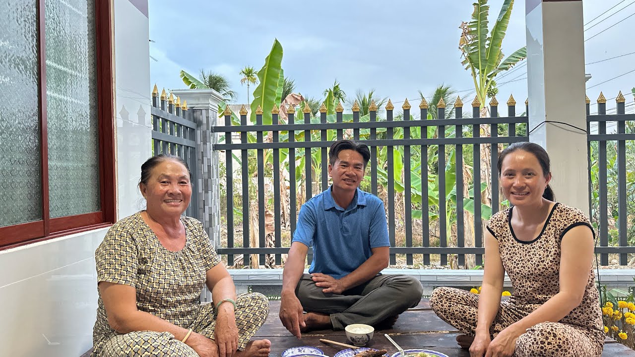 Bữa Cơm  Chiều Càng Vui Và Ấm Áp Hơn Khi Có Mẹ Ăn Cùng/ Hương Trúc Miệt Vườn 