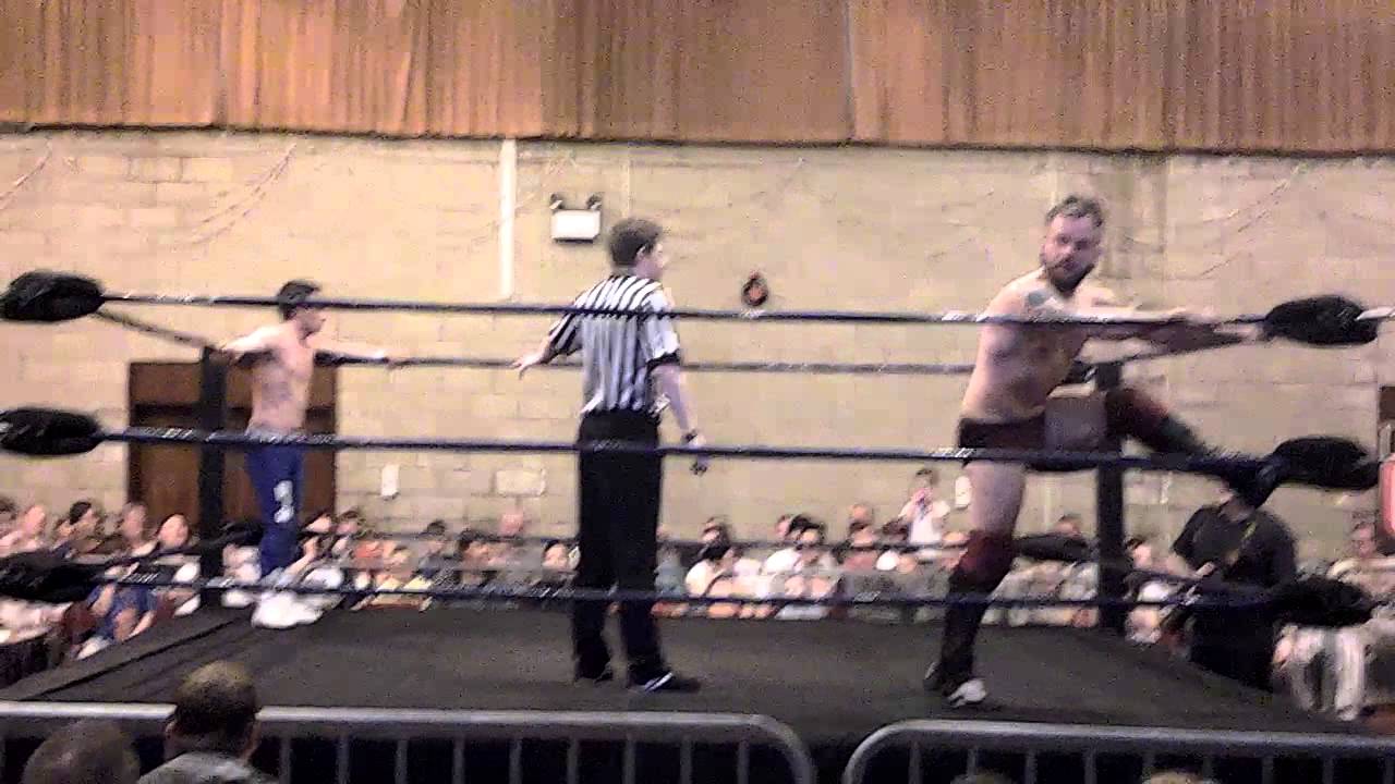 Lou King Sharp vs Robbie X