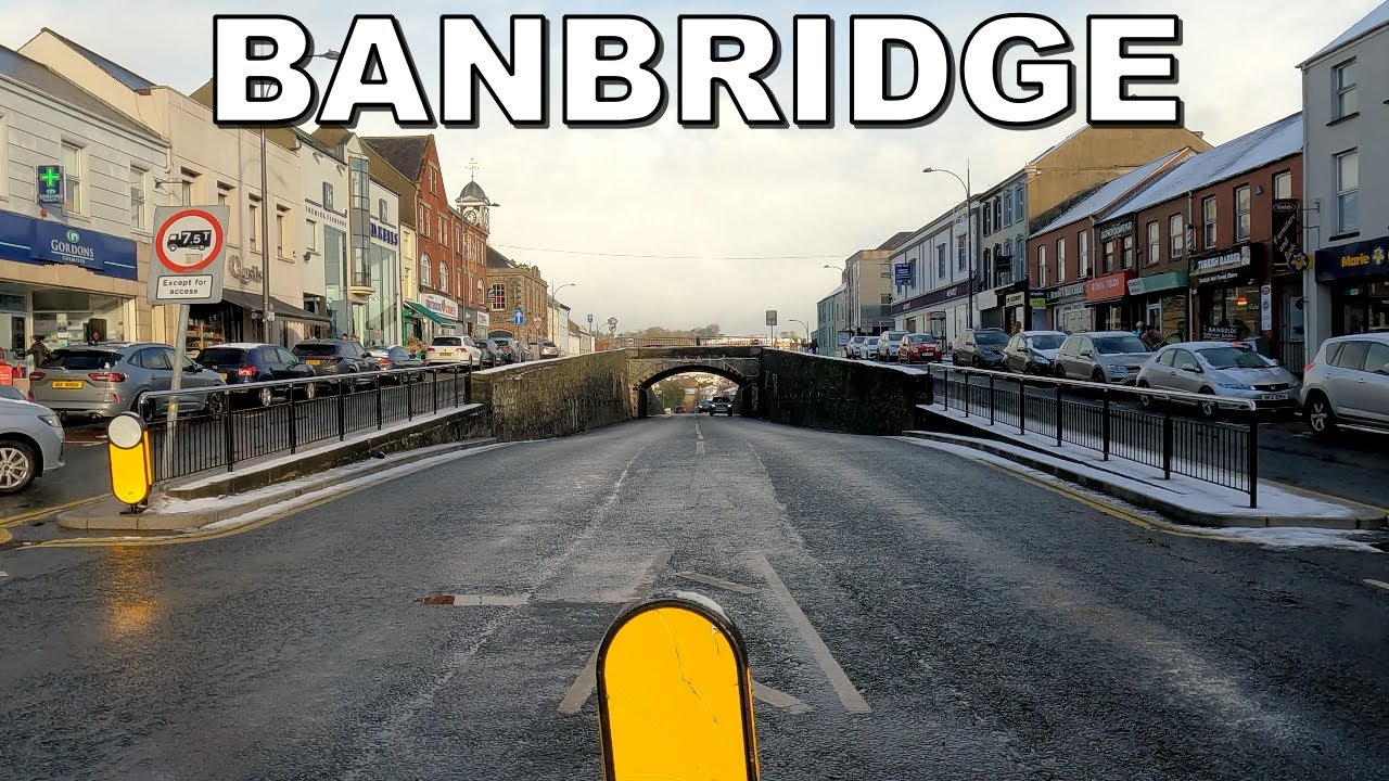 WALKING through BANBRIDGE TOWN in NORTHERN IRELAND☘️4K (60fps)