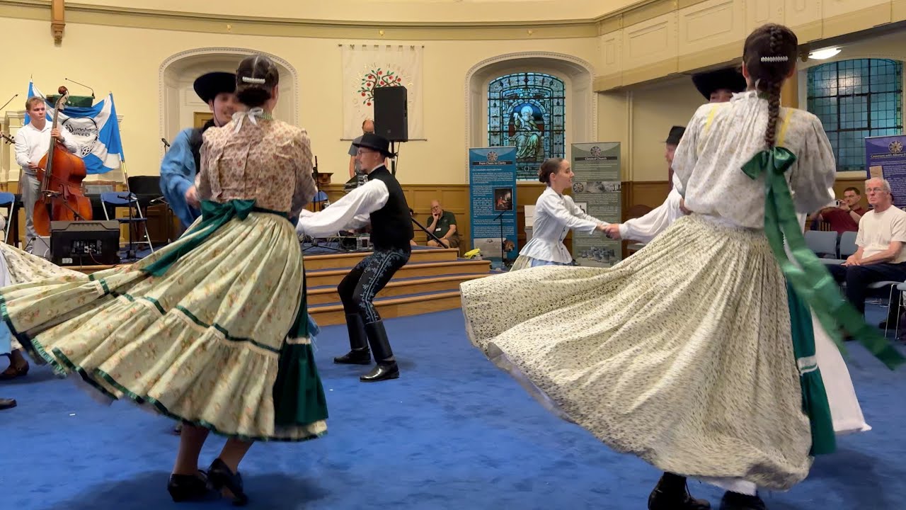 Amazing moves | Hungarian Dancers wow Edinburgh Scotland