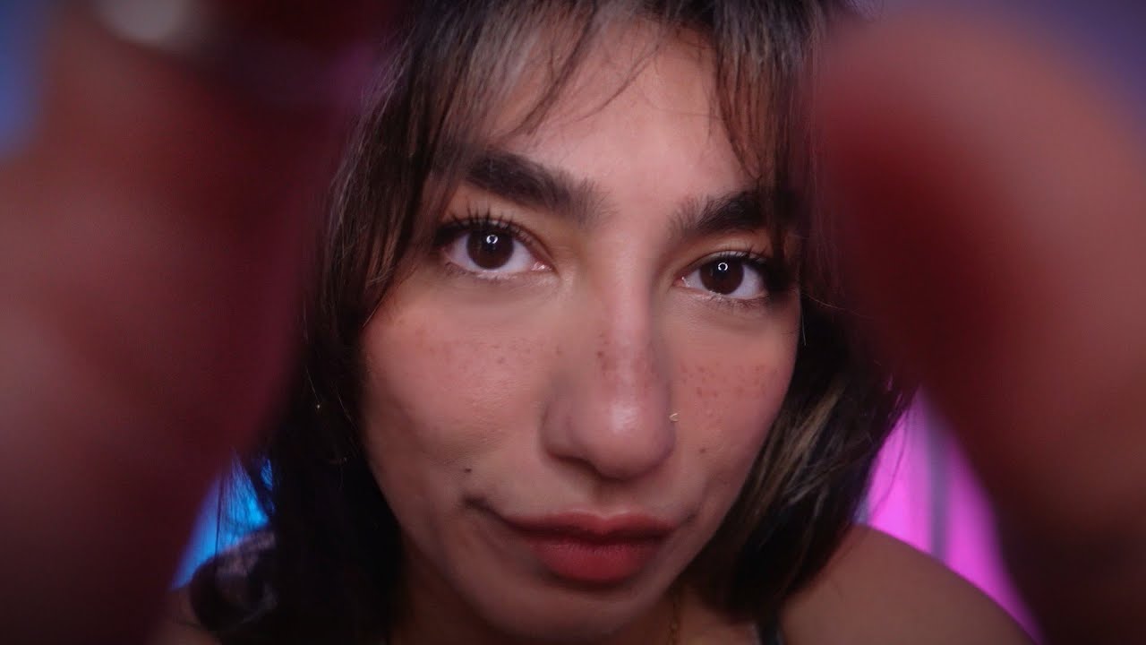 ASMR &bull; POV you're watching me flirt on a dating app📱