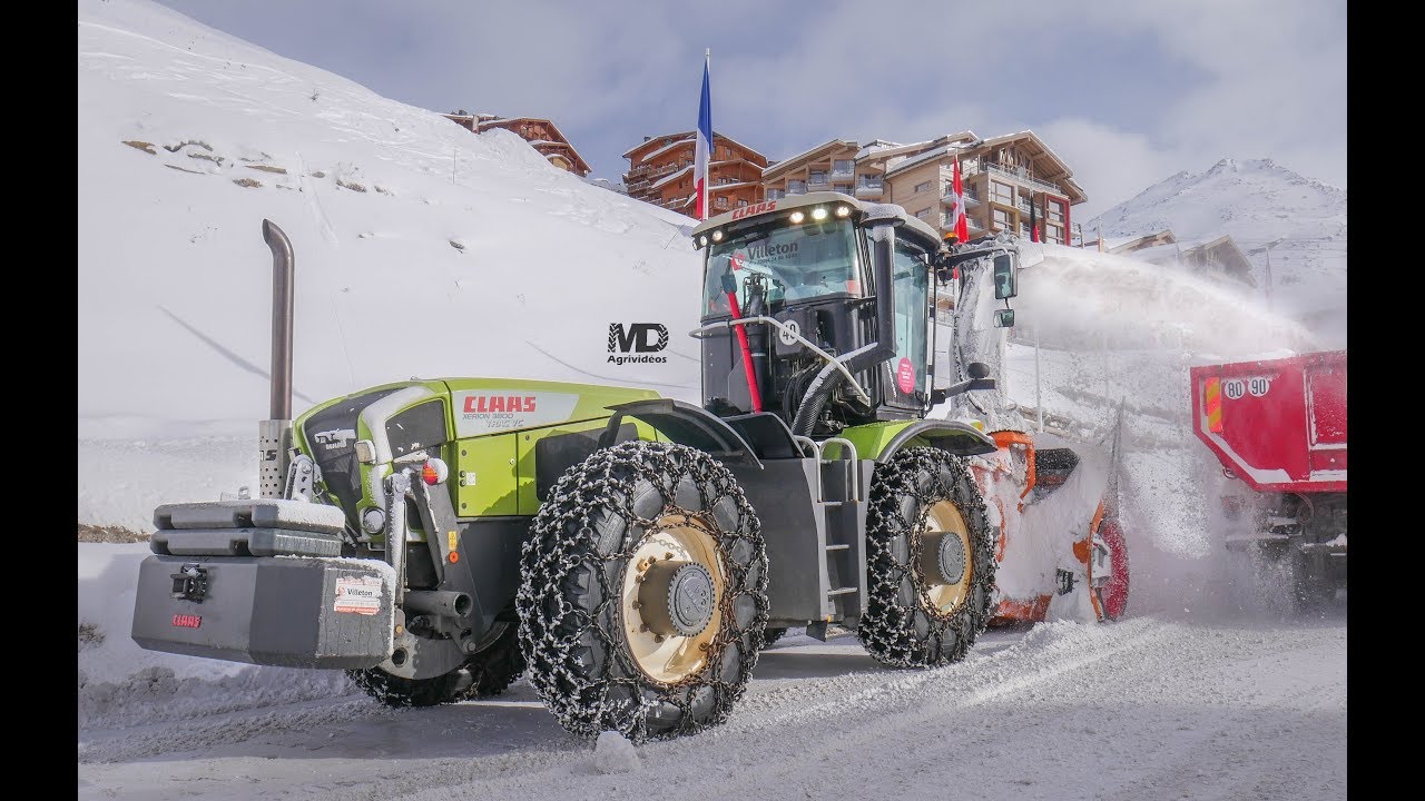 Ensilage de Neige ! |  Claas Xerion 3800 équipé par Villeton | Val Thorens