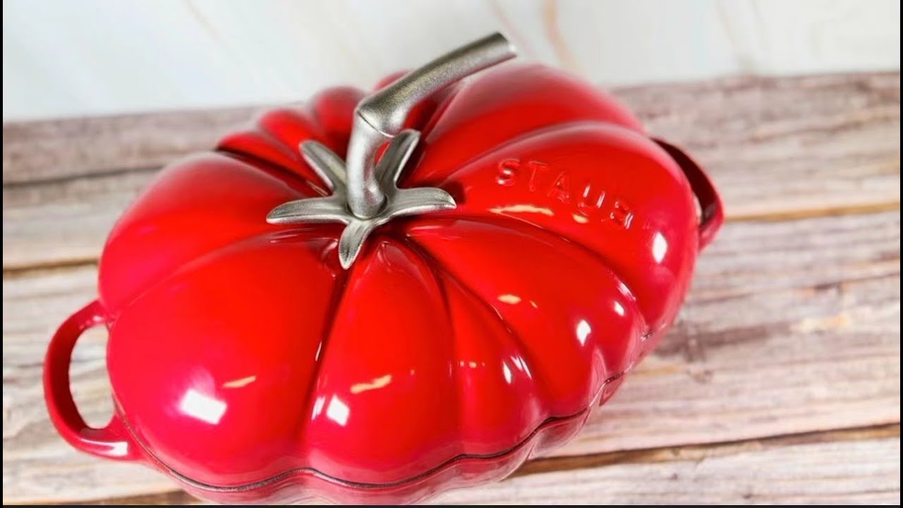 STAUB 25cm Cast Iron cherry Tomato Cocotte
