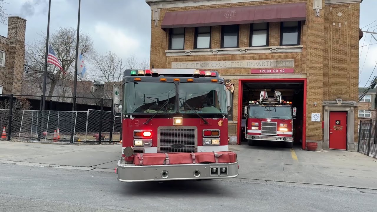 Chicago fire dept Ambulance 37 Engine 82 Truck 42 (Spares) Responding 