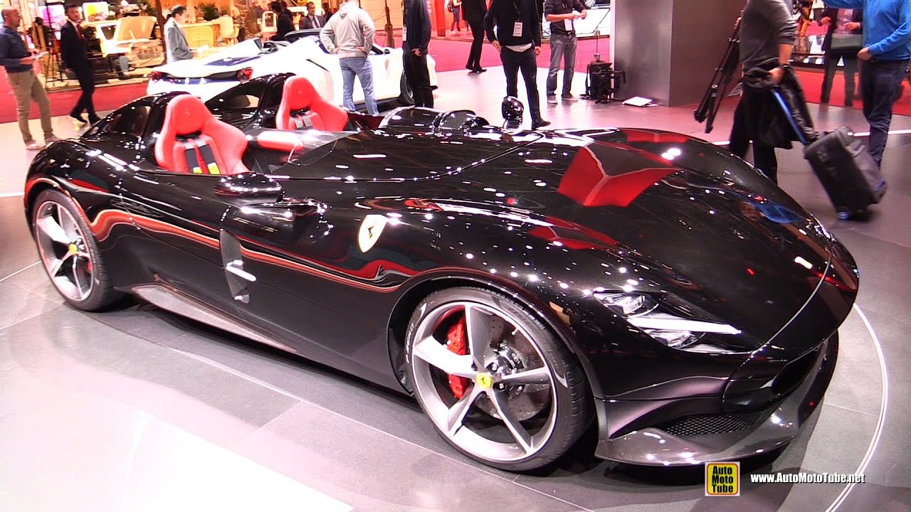 2019 Ferrari Monza SP2 - Exterior and Interior Walkaround - Debut at 2018 Paris Motor Show