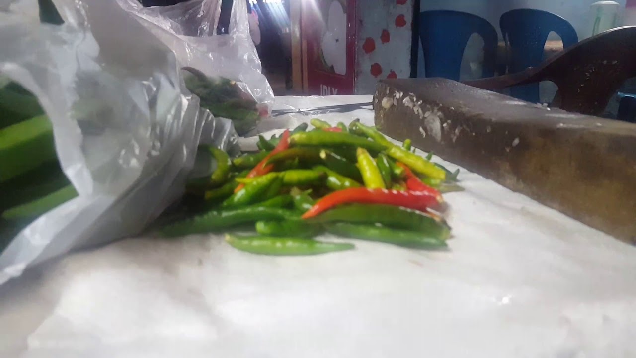 How to cut green chillies