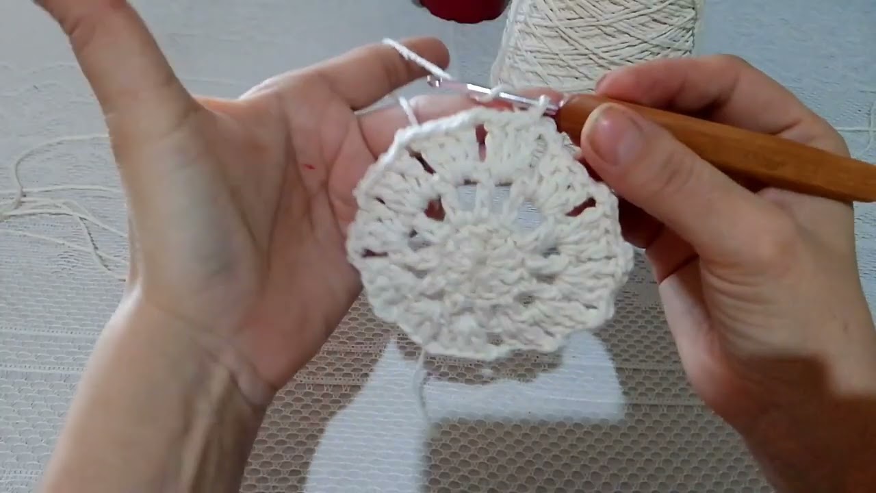 Vídeo aula: sousplat com tulipa 