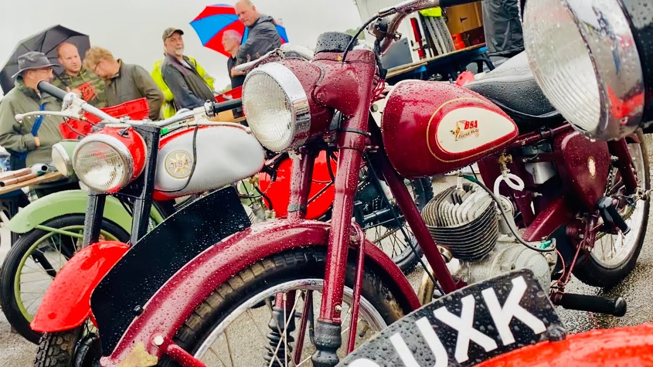 KEMPTON PARK Motorcycle Autojumble in that Pouring Rain TRIUMPH Guazzoni BSA Matchless HONDA Classic