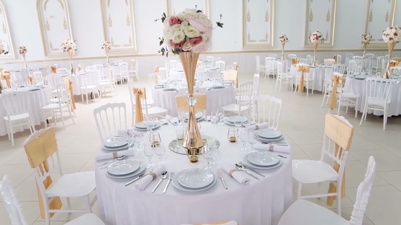 Salle de réception à Vert-Saint-Denis (77): LA PRINCESS
