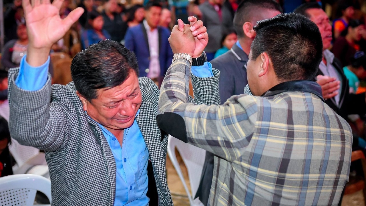 🕊 ELIAS LUX en su Ministraciones 😥🔥 Mi Dios solo mi Dios pudo cambiar mi ser