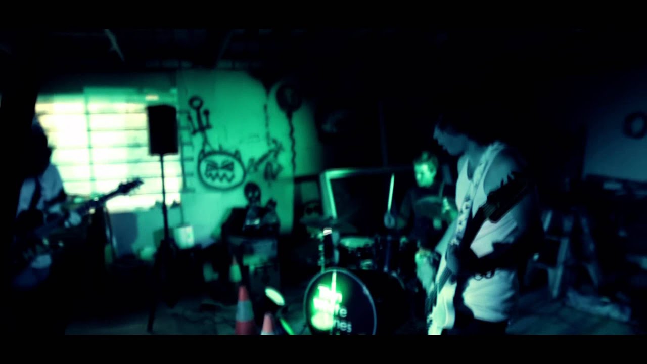 Bino - Thin White Lines (Official Music Video)