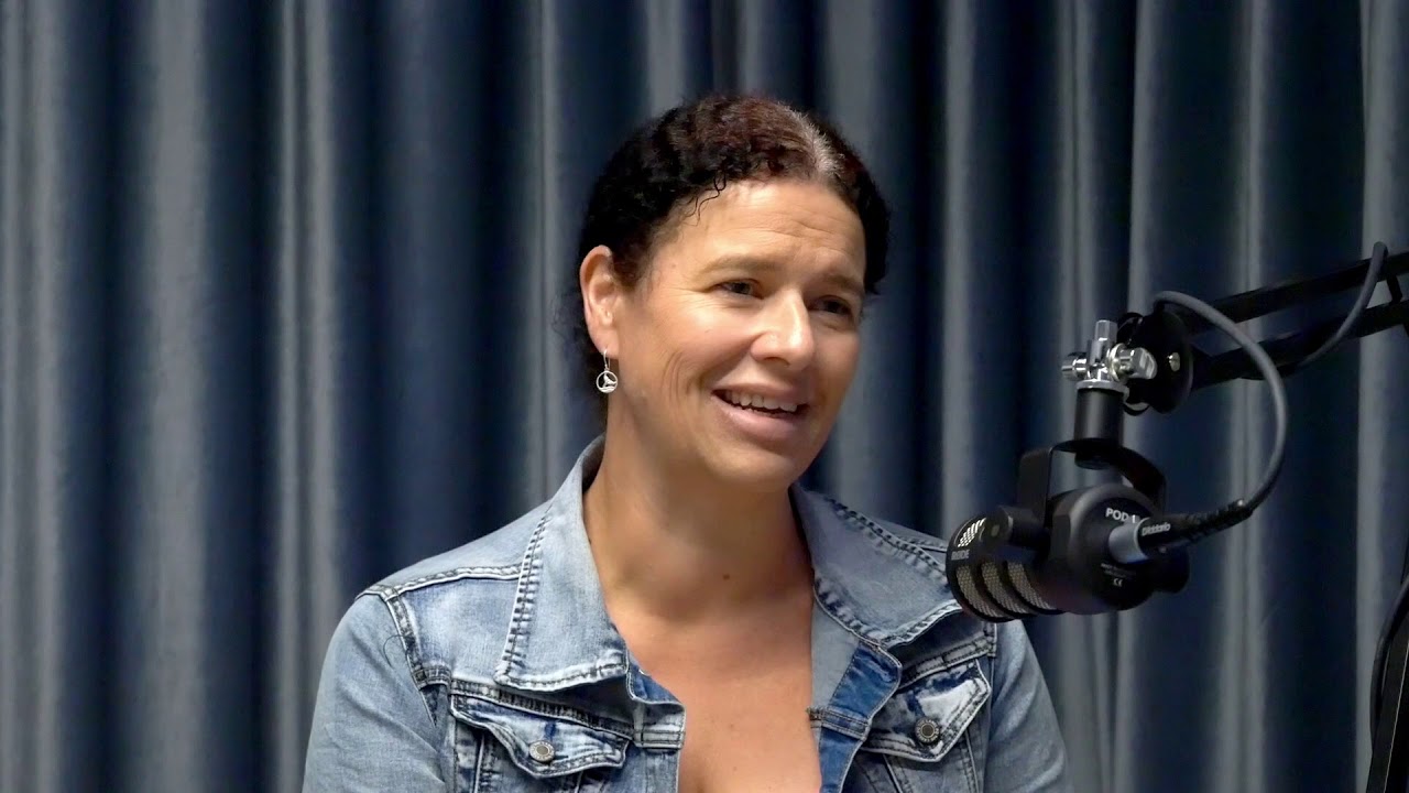 Passionate centre managers make a difference! - Jitbug Talkshow (ft. Aim&eacute;e MacAskill)