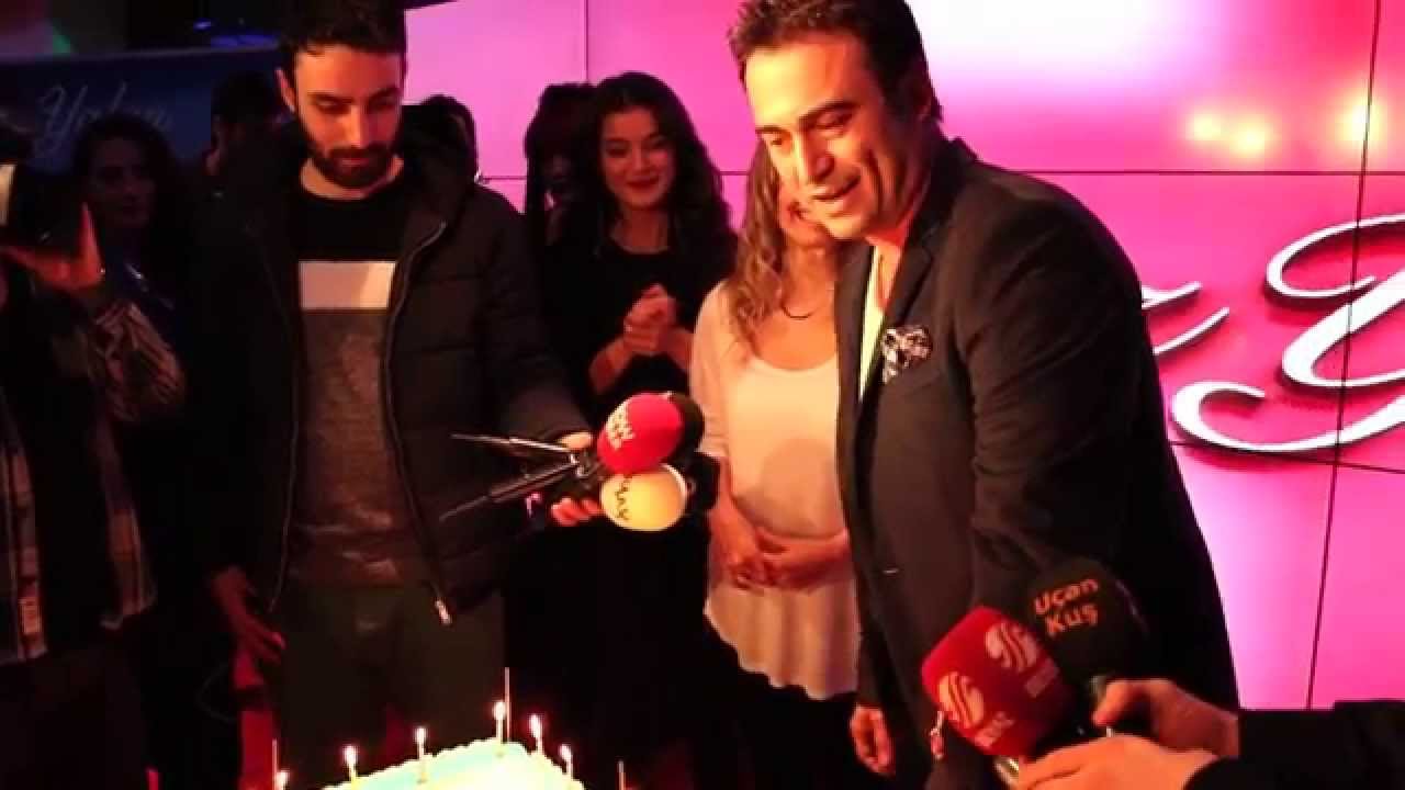 Beyaz Yalan Gala Gecesinde Kutsi 'ye Doğum Günü Sürprizi !