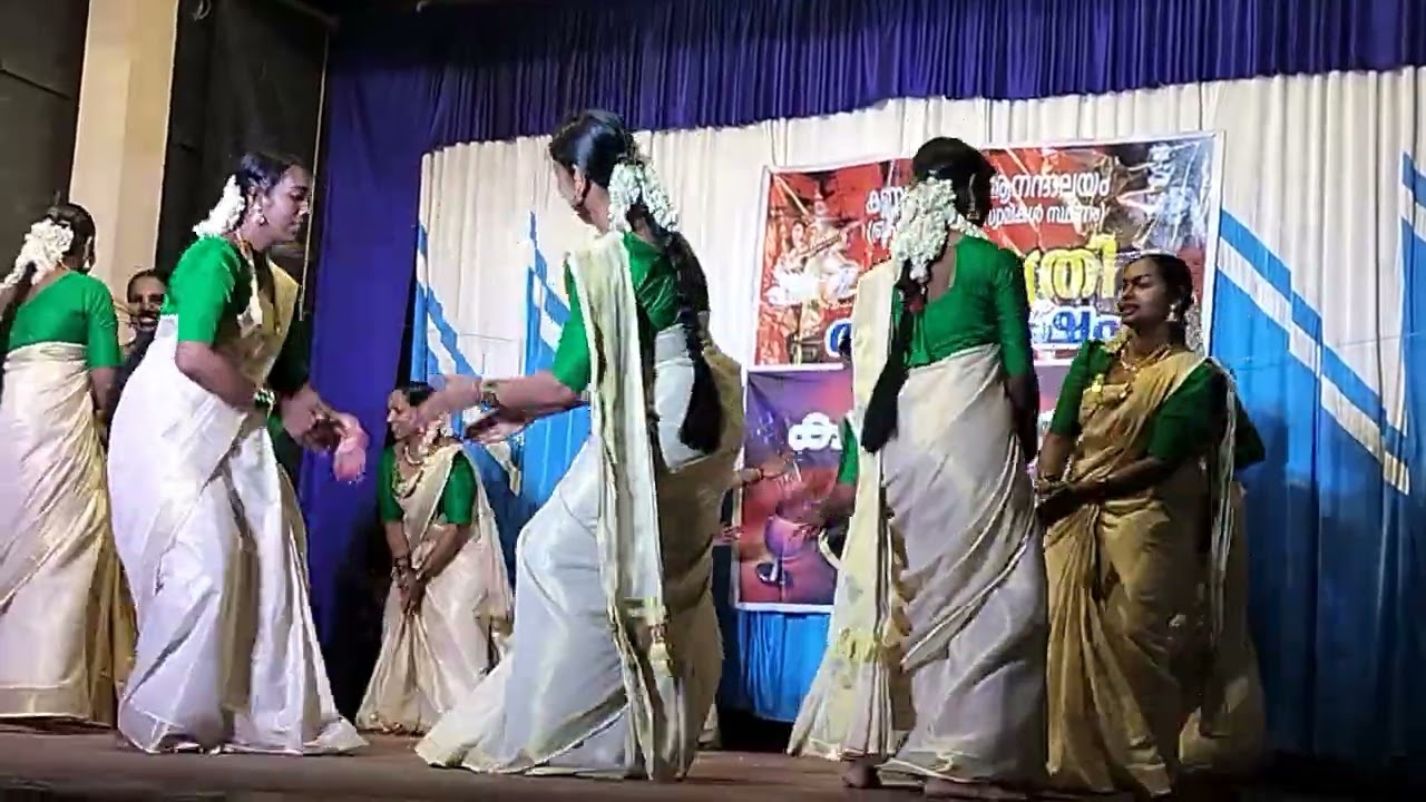 കൽഹാരം ഫേമിലി കലാട്രൂപ്പ് പുല്ലൂപ്പി