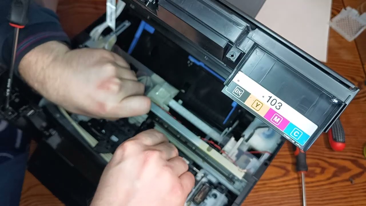 Снятие печатающей головки на принтере Epson L3250 и всех таких подобных