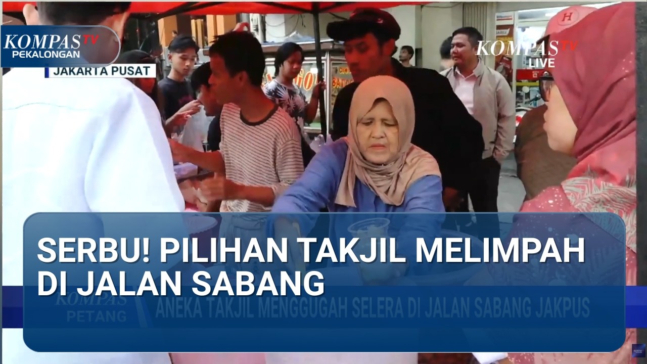 Vibe Sore Jakarta: Jalan Sabang Jadi Pusat Perburuan Takjil, Antreannya Luar Biasa!