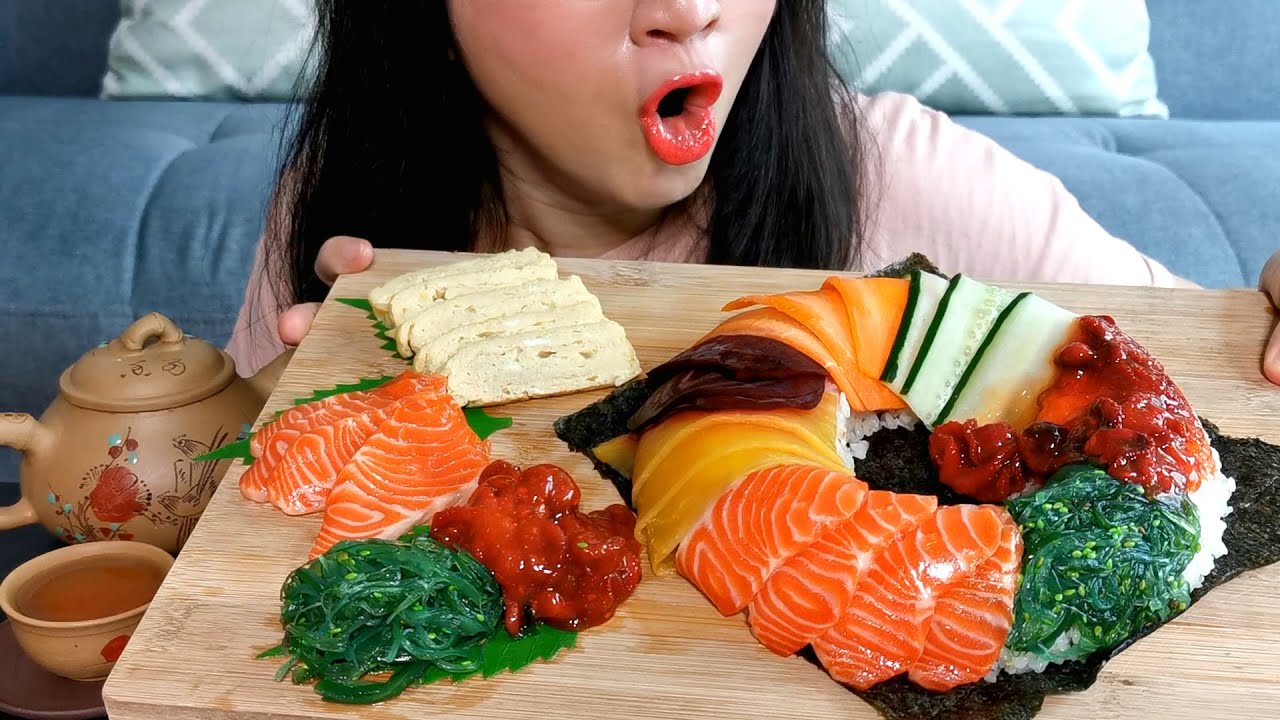 Giant Sushi Donut Mukbang/Cookbang [Recipe] (No Talking) 咀嚼音 먹방