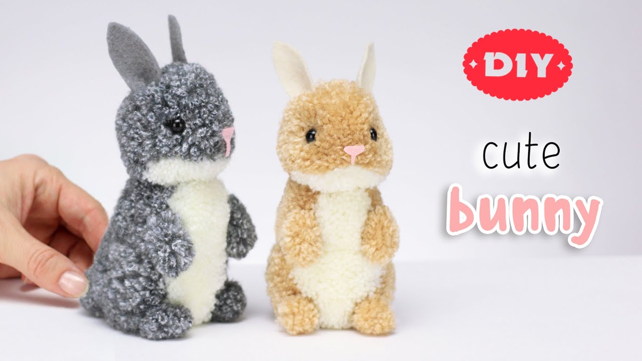 🐰 DIY Cute Bunny Yarn Pom Pom 💕 How To Make a Bunny out of Yarn 🐰