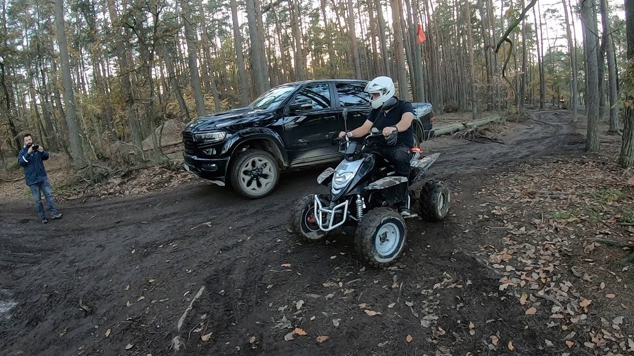 Dodge Ram und das billigste China Quad im #Offroadpark