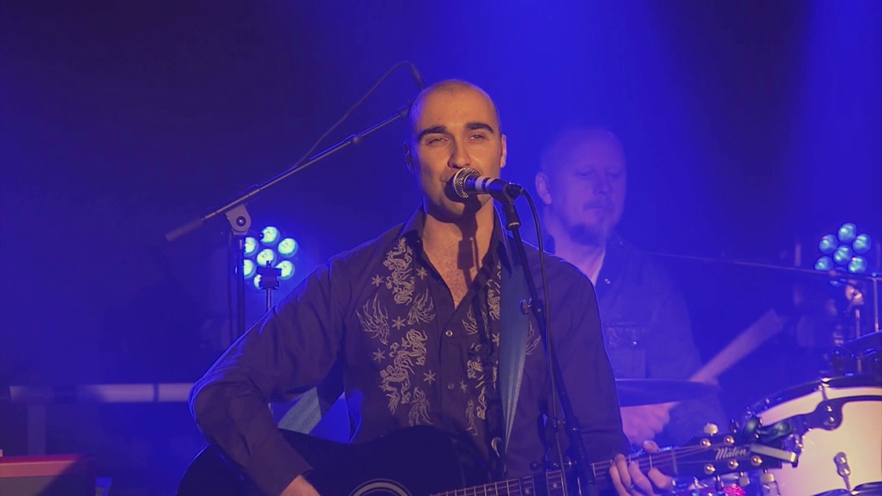 Moody Blue ~ LIVE IN NORWAY! Elvis cover Joe Var Veri & Band