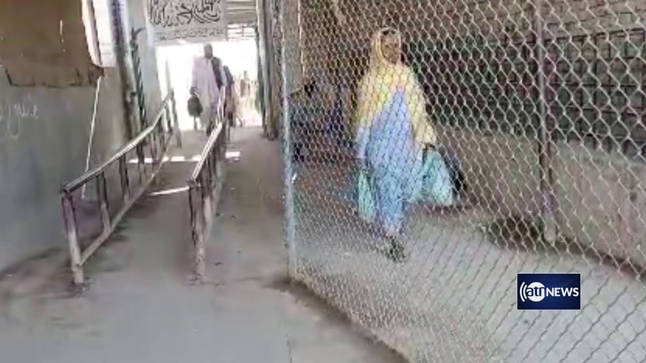 Spin Boldak-Chaman crossing reopens | گذرگاه اسپین بولدک-چمن دوباره باز شد