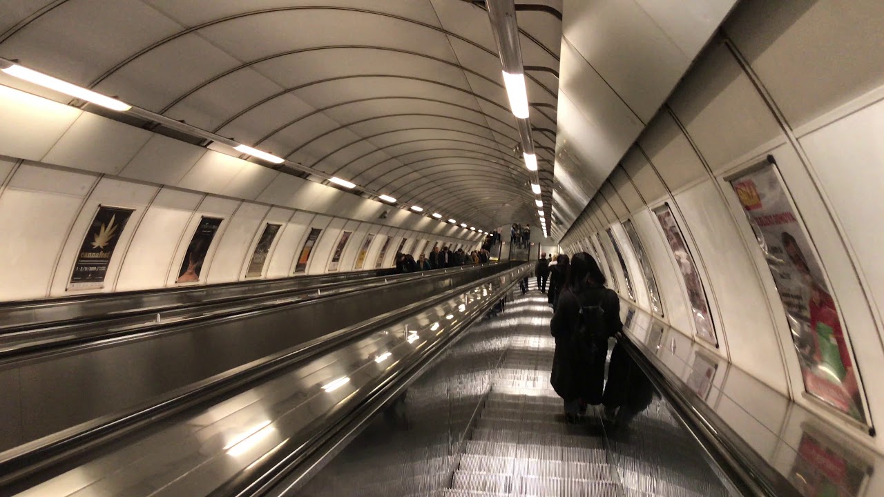 Längste Rolltreppe Europas in Prag, 2019