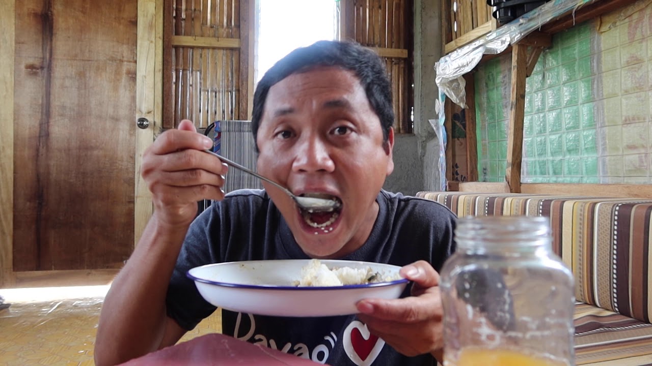 BREAKFAST IN OUR NEW BAHAY KUBO SA BUKID WITH ORGANIC COCO WINE TUBA TARA LETS EAT MGA BAYOT