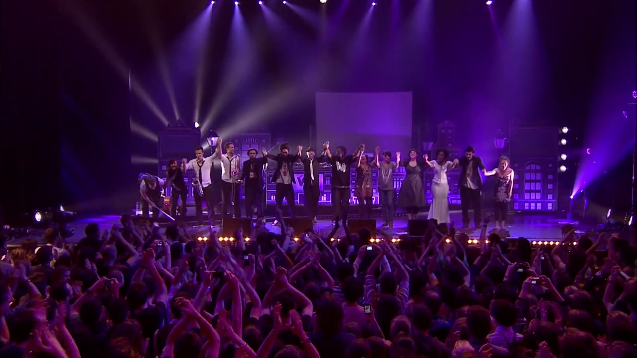 28 - WAX TAILOR feat Dionne Charles & Mattic - Leave It (Live Paris, Olympia 2010)