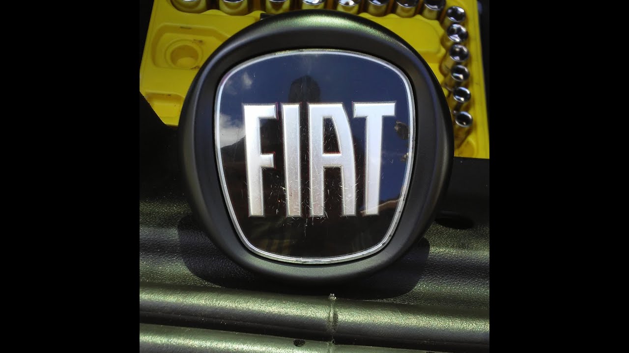Como Retirar o Emblema Traseiro do Fiat Bravo