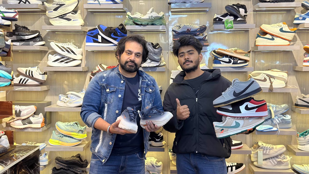 Tilak Nagar Shoe Market | Biggest Sale On Shoes | Cheapest Shoe | Shoes Market In Delhi | First Copy