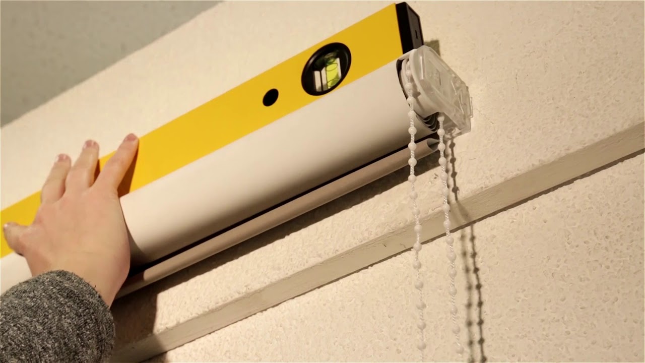 LYSEL Outlet - Qualitätsrollo an Wand oder Decke befestigen