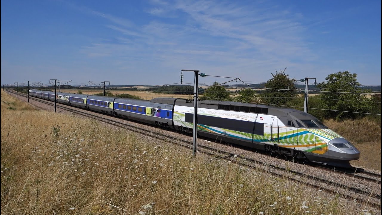 TGV sur la LGV Sud-Est autour de Sens