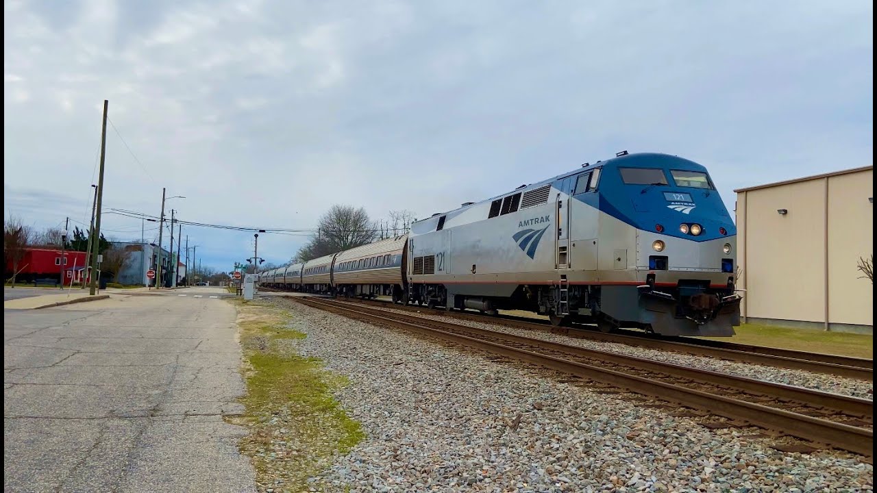 Amtrak 90 slams on some Jointed Rail Great K5LA in Dunn
