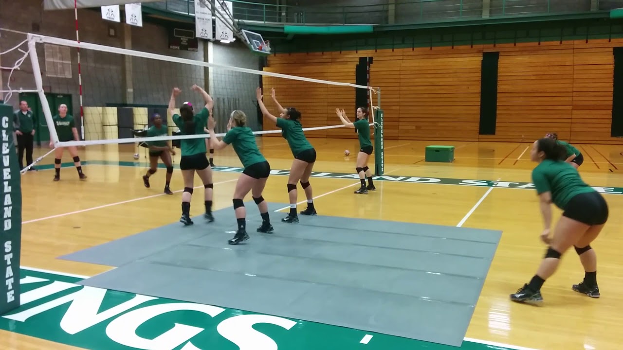 SmartCells Volleyball Training Mats in Use