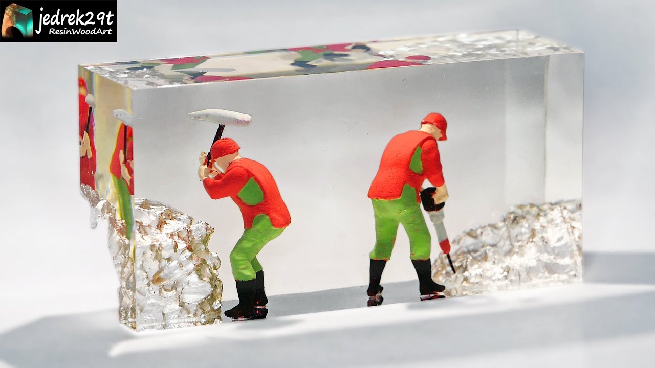 Miners in the Mine. Diorama / RESIN ART
