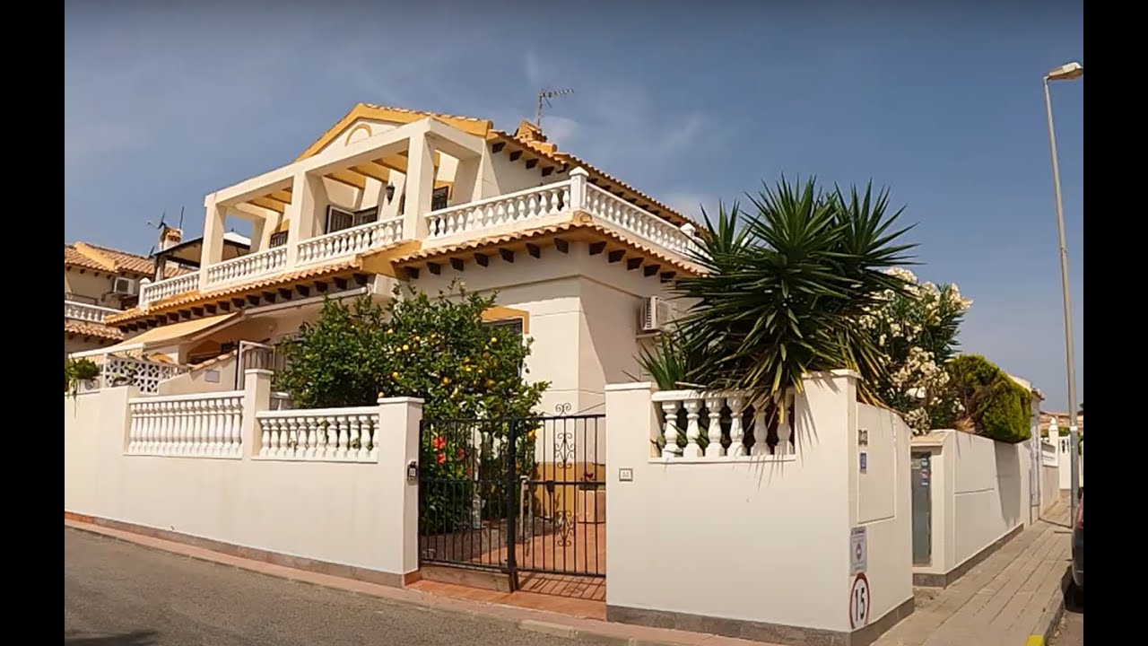 Real estate for sale : Casa limon - Orihuela Costa - 2 bedrooms - 2 bathrooms - seaview - 219000 €