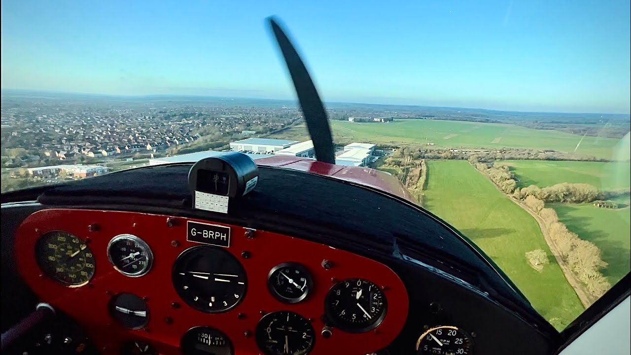 Vintage Cessna 120 taildragger short field landing.