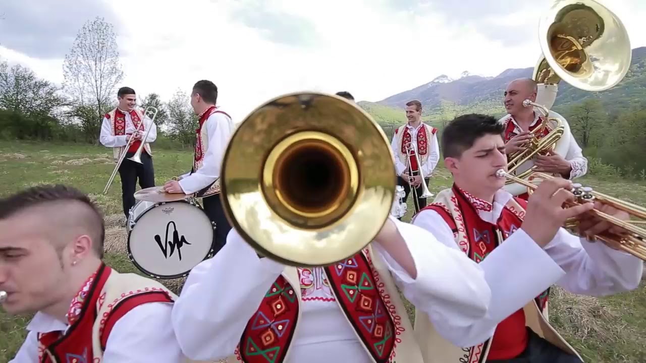 Виво Монтана - Сръбско Хоро