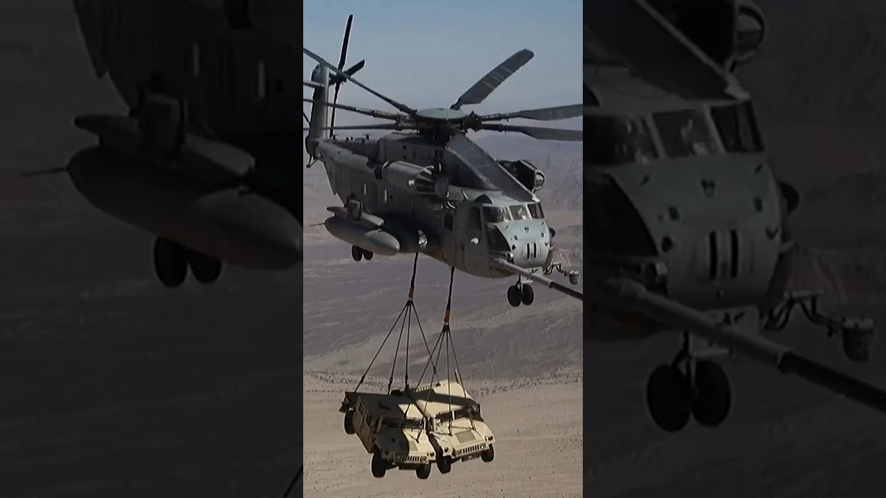 CH-53 Super Stallion carry a sling load of two Humvees over the Yuma Arizona desert. #shorts #short
