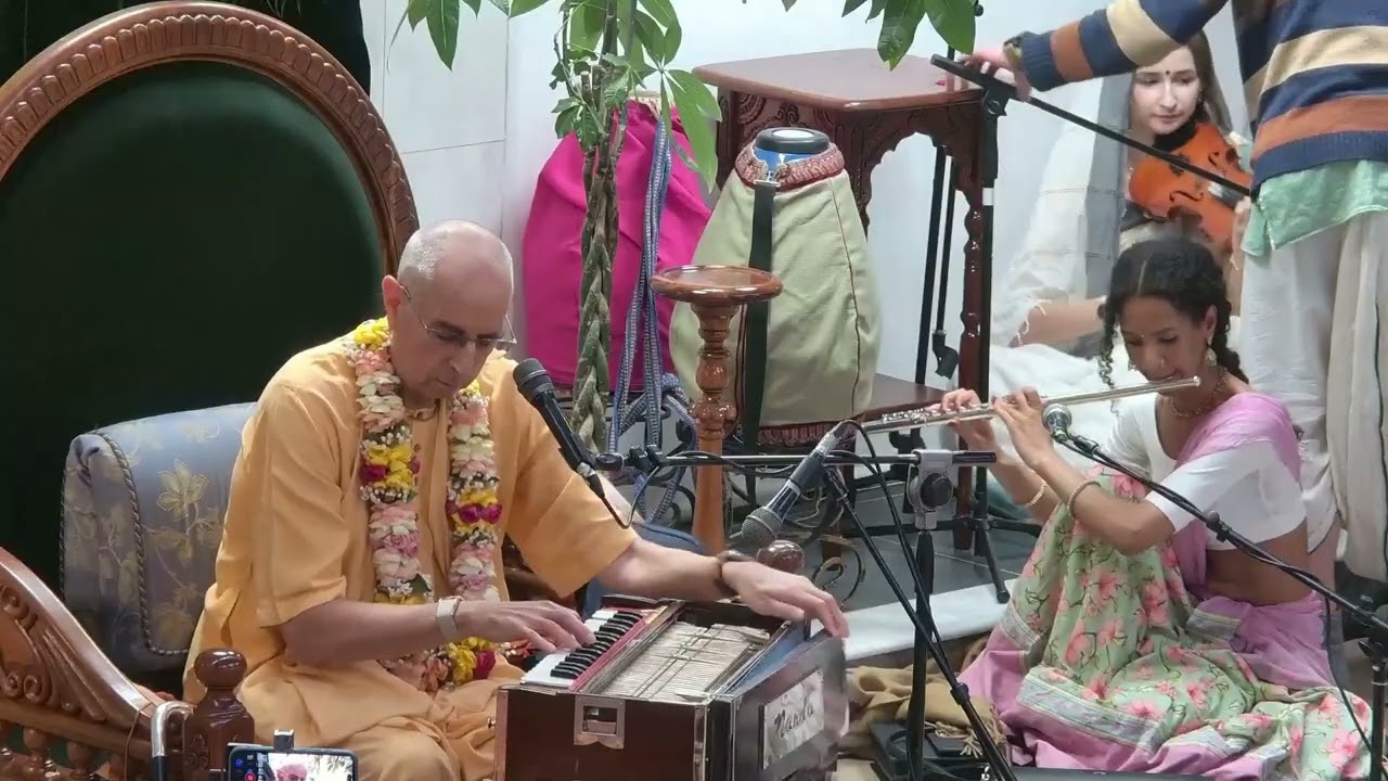 2026.03.07 kirtan H.H. Niranjana Swami Maharaj Kyiv (ISKCON Kirtan)